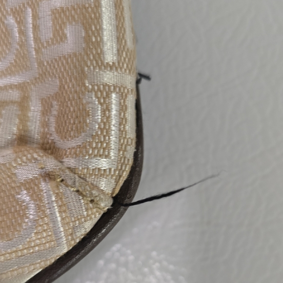 Liz Claiborne Cream and Brown Shoulder Bag - Picture 11 of 11